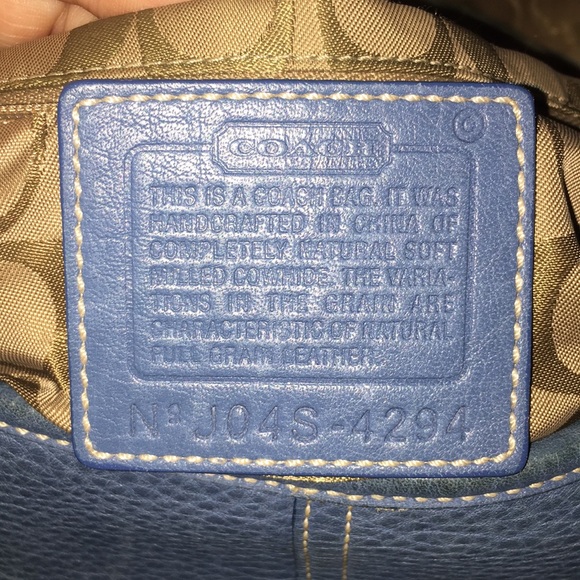 COACH dusty blue distressed hobo w/mono lining - Picture 4 of 8